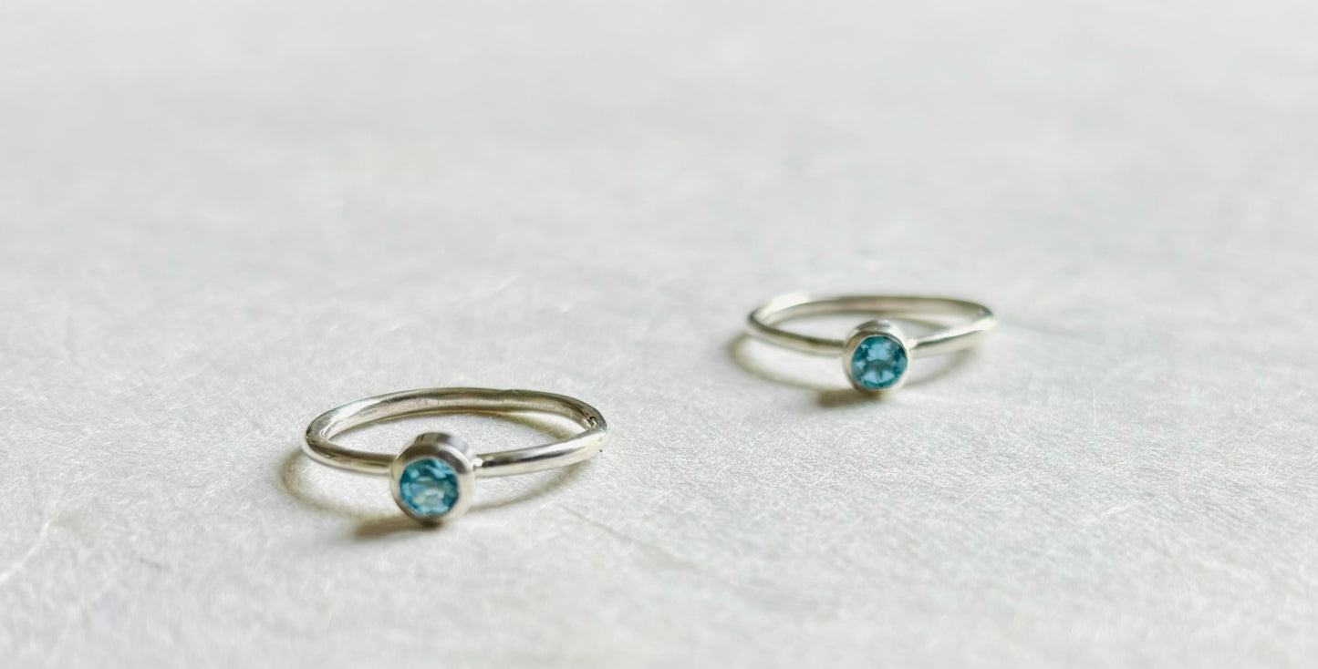 Zilveren ring blauw