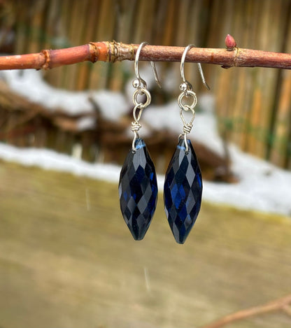 Zilveren oorbellen met prachtige Kyaniek steen